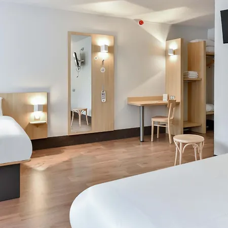 Centre Canal Du Midi Hotel 3*