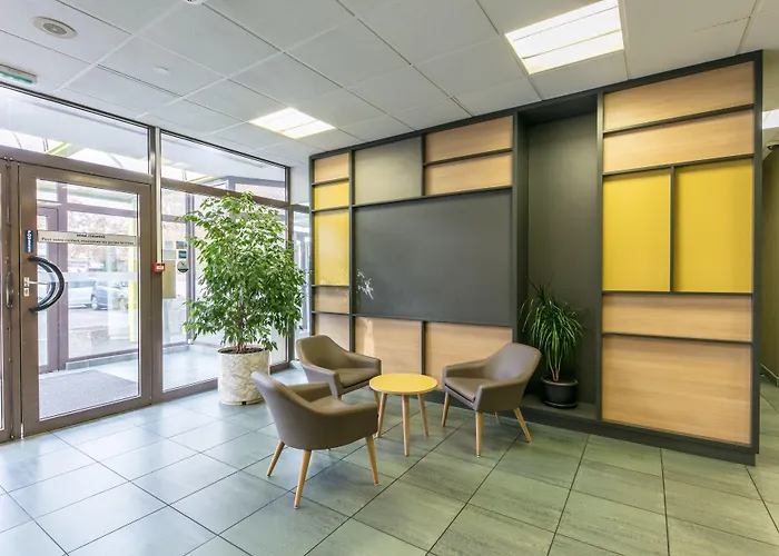 ホテル Centre Canal Du Midi 3*