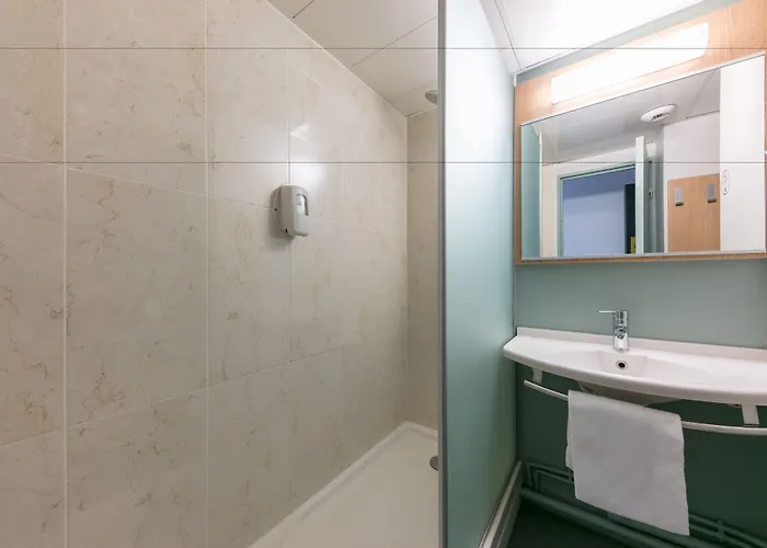 Centre Canal Du Midi 3* トゥールーズ