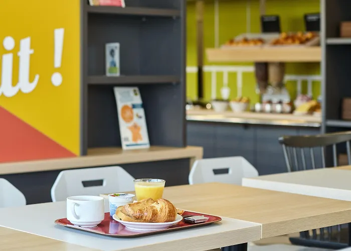 Centre Canal Du Midi ホテル