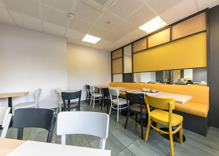 ホテル Centre Canal Du Midi 3*